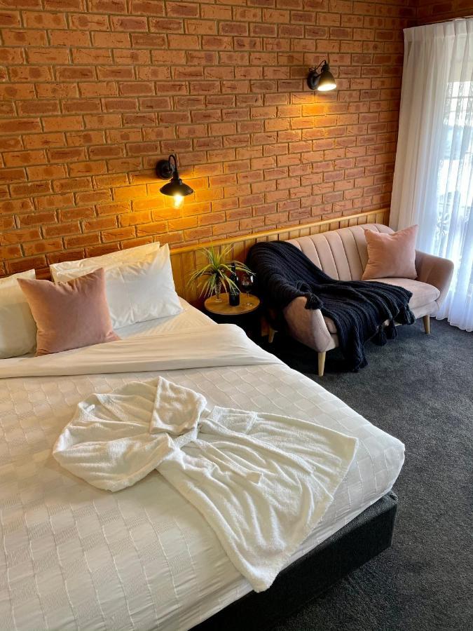 Golden River Motor Inn Moama Luaran gambar